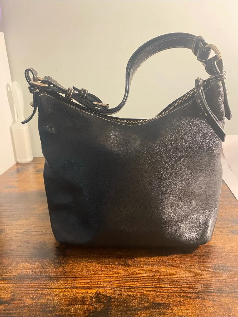 Dooney & Bourke Black Dillen Leather Hobo Bag - Classic Everyday Shoulder Bag
